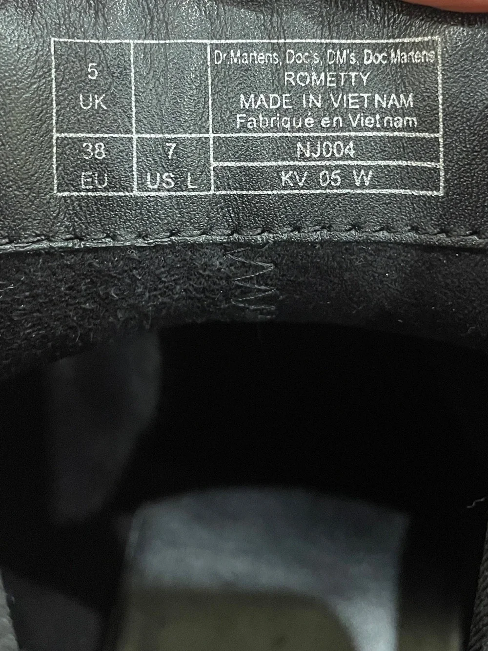 Dr Martens Rometty Chelsea Platform Black Leather ankle boot size 38 size 7